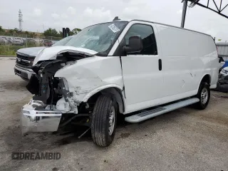 2023 GMC Savana Cargo z VIN 1GTW7AFPXP1174288, wystawiony jako Copart lot #59624965 z przebiegiem Nie podano mil oraz Szkoda całkowita • Salvage title. Historia ofert i sprzedaży dostępna na DreamBid. Obrazek 1.