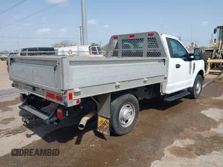 2017 Ford F-250 XL with VIN 1FDBF2A60HEC86593, listed as a IAAI auction lot 41768062 with 78,759 mi miles and . Bid and sale history available at DreamBid. Image 4.