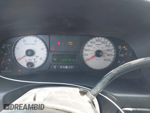 2005 Ford F-250 XL z VIN 1FTSW21P75EA97710, wystawiony jako IAAI lot #42157139 z przebiegiem 182 470 mil mil oraz . Historia ofert i sprzedaży dostępna na DreamBid. Obrazek 7.