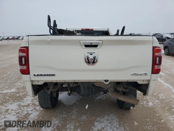 2021 Ram 3500 Laramie with VIN 3C63R3JL8MG622643, listed as a Copart auction lot 45374615 with 110,378 mi miles and Salvage Title. Bid and sale history available at carsss.com. Image 6.