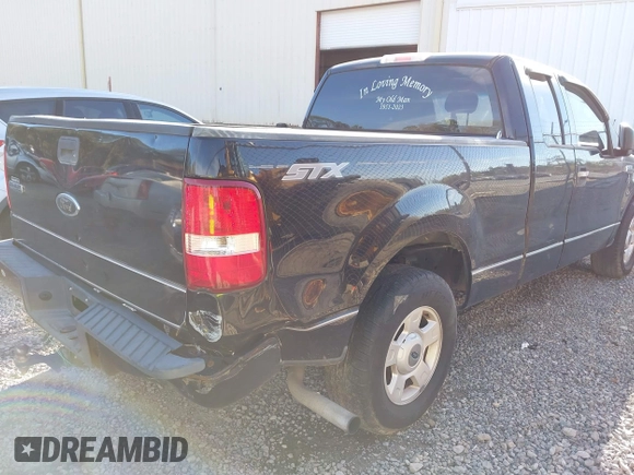 2004 Ford F-150 STX with VIN 1FTRX12WX4NC23732, listed as a IAAI auction lot 41744735 with 280,348 mi miles. Bid and sale history available at carsss.com. Image 4.