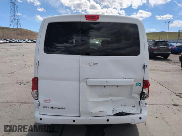 2015 Chevrolet City Express Cargo LT z VIN 3N63M0ZN7FK704601, wystawiony jako Copart lot #53277615 z przebiegiem 154 196 mil mil oraz Szkoda całkowita • Salvage title. Historia ofert i sprzedaży dostępna na DreamBid. Obrazek 6.