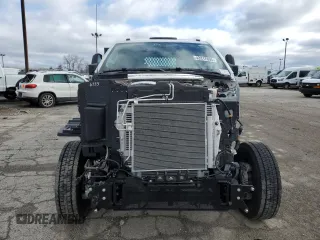 2023 Chevrolet Silverado 1500 with VIN 1HTKHPVM3PH723040, listed as a Copart auction lot 43317695 with 2,944 mi miles and Salvage Title. Bid and sale history available at DreamBid. Image 5.