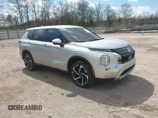 2023 Mitsubishi Outlander SE z VIN JA4J4UA84PZ060982, wystawiony jako IAAI lot #41864695 z przebiegiem 33 301 mil mil oraz . Historia ofert i sprzedaży dostępna na DreamBid. Obrazek 1.