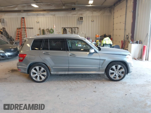 2010 Mercedes-Benz GLK 350 with VIN WDCGG8HB3AF429608, listed as a IAAI auction lot 42031299 with 131,696 mi miles and . Bid and sale history available at DreamBid. Image 13.