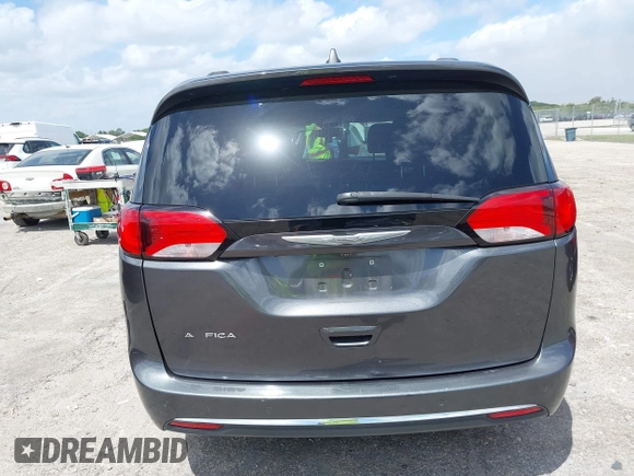 2017 Chrysler Pacifica Touring L z VIN 2C4RC1BG9HR613024, wystawiony jako IAAI lot #42112148 z przebiegiem 125 898 mil mil oraz . Historia ofert i sprzedaży dostępna na DreamBid. Obrazek 16.