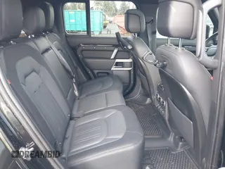 2022 Land Rover Defender X-Dynamic HSE z VIN SALE37RUXN2092086, wystawiony jako IAAI lot #41152865 z przebiegiem 17 756 mil mil oraz . Historia ofert i sprzedaży dostępna na DreamBid. Obrazek 8.