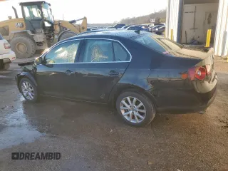 2010 Volkswagen Jetta Limited Edition with VIN 3VWRX7AJ9AM021136, listed as a Copart auction lot 89113435 with 199,393 mi miles and Salvage title. Bid and sale history available at DreamBid. Image 2.