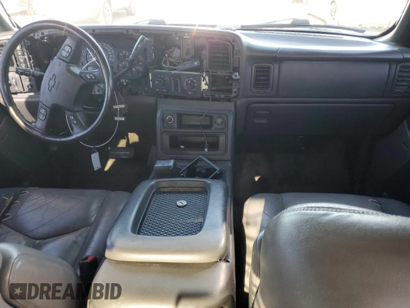 2003 Chevrolet Avalanche with VIN 3GNEK13T63G109579, listed as a Copart auction lot 68898804 with 0 mi miles and Salvage Title. Bid and sale history available at carsss.com. Image 8.