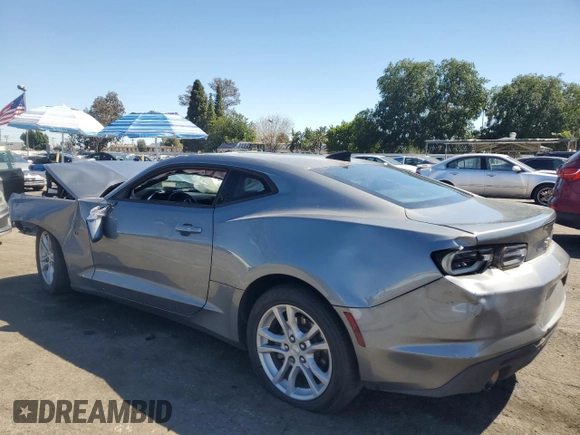 2021 Chevrolet Camaro 1LT z VIN 1G1FB1RX0M0142714, wystawiony jako Copart lot #50430285 z przebiegiem 34 687 mil mil oraz Szkoda całkowita • Salvage title. Historia ofert i sprzedaży dostępna na DreamBid. Obrazek 2.
