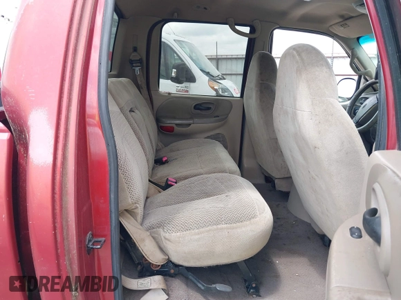 2001 Ford F-150 XLT с VIN 1FTRW07L51KE49668, выставлен на аукционе IAAI как лот 42131067 с пробегом 198 468 миль миль и . История ставок и продаж доступна на DreamBid. Изображение 8.