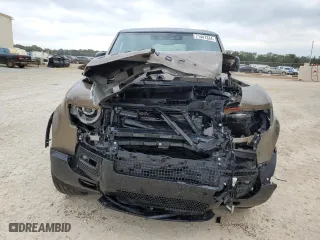 2024 Land Rover Defender X-Dynamic SE with VIN SALE27EUXR2294988, listed as a Copart auction lot 71447334 with 5,601 mi miles and Salvage Title. Bid and sale history available at carsss.com. Image 5.