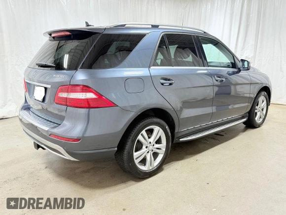 2014 Mercedes-Benz M 350 with VIN 4JGDA2EB3EA379688, listed as a Copart auction lot 55639635 with 57,549 mi miles and Clean Title. Bid and sale history available at DreamBid. Image 4.