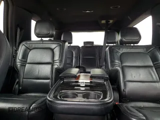 2019 Lincoln Navigator Reserve z VIN 5LMJJ3LT9KEL11983, wystawiony jako Copart lot #42546625 z przebiegiem 69 410 mil mil oraz Szkoda całkowita • Salvage title. Historia ofert i sprzedaży dostępna na DreamBid. Obrazek 10.