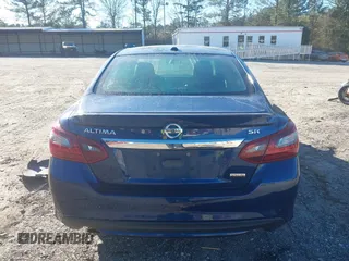 2018 Nissan Altima 2.5 SR with VIN 1N4AL3AP7JC291210, listed as a IAAI auction lot 41677670 with 142,994 mi miles. Bid and sale history available at carsss.com. Image 16.