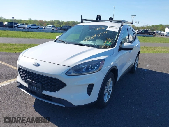 2020 Ford Escape SE with VIN 1FMCU0G68LUB44206, listed as a IAAI auction lot 42069354 with 95,117 mi miles and . Bid and sale history available at carsss.com. Image 2.