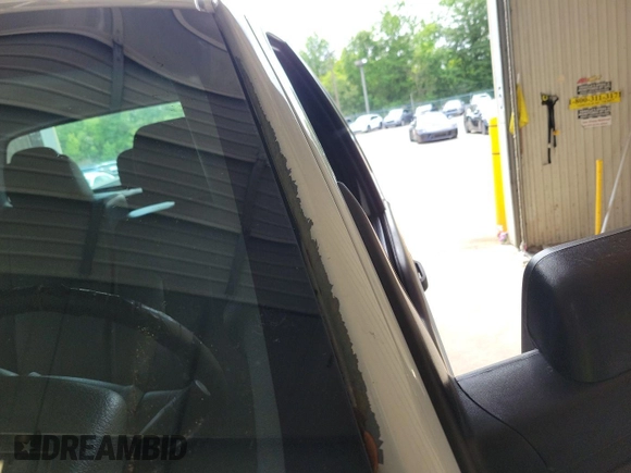 2012 Ford F-150 XL with VIN 1FTEX1CMXCKD38634, listed as a IAAI auction lot 42207114 with 192,167 mi miles. Bid and sale history available at carsss.com. Image 1.