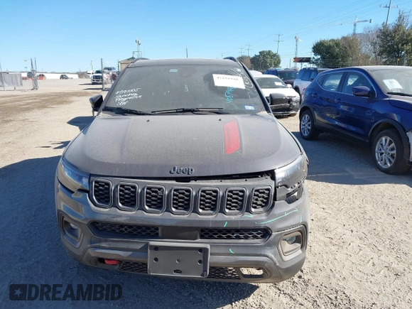 2024 Jeep Compass Trailhawk with VIN 3C4NJDDN4RT135384, listed as a IAAI auction lot 41251948 with 6,981 mi miles and . Bid and sale history available at DreamBid. Image 13.
