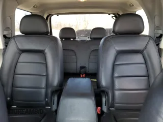 2005 Ford Explorer z VIN 1FMDU75K05UA90304, wystawiony jako Copart lot #50768675 z przebiegiem 141 190 mil mil oraz Szkoda całkowita • Salvage title. Historia ofert i sprzedaży dostępna na DreamBid. Obrazek 10.