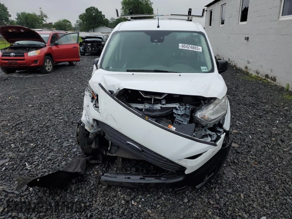 2019 Ford Transit Connect XL z VIN NM0LS7E20K1384236, wystawiony jako Copart lot #60424865 z przebiegiem Nie podano mil oraz Szkoda całkowita • Salvage title. Historia ofert i sprzedaży dostępna na DreamBid. Obrazek 5.
