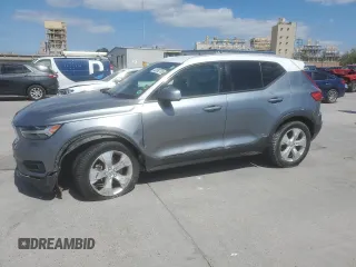 2019 Volvo XC40 Momentum with VIN YV4162XZ2K2008379, listed as a Copart auction lot 52892735 with 116,031 mi miles and Salvage Title. Bid and sale history available at carsss.com. Image 1.