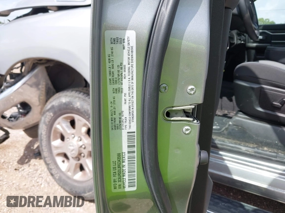 2024 Ram 2500 Big Horn z VIN 3C6UR5DL8RG343566, wystawiony jako IAAI lot #42526456 z przebiegiem Nie podano mil oraz . Historia ofert i sprzedaży dostępna na DreamBid. Obrazek 9.