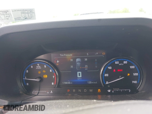 2021 Ford Bronco Sport Badlands z VIN 3FMCR9D90MRA33940, wystawiony jako IAAI lot #42183074 z przebiegiem 178 838 mil mil oraz . Historia ofert i sprzedaży dostępna na DreamBid. Obrazek 7.