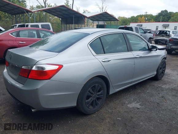 2014 Honda Accord Sedan LX with VIN 1HGCR2F38EA205777, listed as a IAAI auction lot 40337082 with 96,347 mi miles. Bid and sale history available at carsss.com. Image 4.