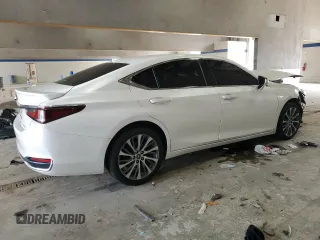 2021 Lexus ES 250 with VIN 58AD11D14MU003218, listed as a Copart auction lot 59742045 with Not provided miles and Salvage title. Bid and sale history available at DreamBid. Image 3.