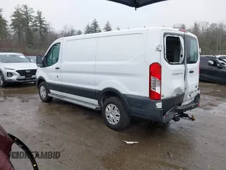 2017 Ford Transit z VIN 1FTYR1YM4HKB00043, wystawiony jako IAAI lot #41849561 z przebiegiem 105 364 mil mil oraz . Historia ofert i sprzedaży dostępna na DreamBid. Obrazek 3.
