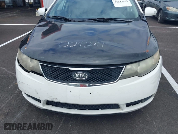 2010 Kia Forte EX z VIN KNAFU4A28A5824092, wystawiony jako IAAI lot #42233005 z przebiegiem 236 206 mil mil oraz . Historia ofert i sprzedaży dostępna na DreamBid. Obrazek 6.