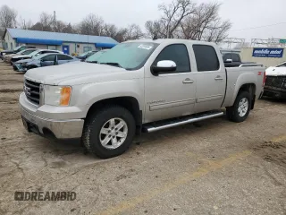 2008 GMC Sierra 1500 SLE1 with VIN 3GTEK13358G124445, listed as a Copart auction lot 43330055 with 152,375 mi miles and Salvage Title. Bid and sale history available at carsss.com. Image 1.