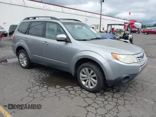 2011 Subaru Forester X Premium с VIN JF2SHADCXBH738826, выставлен на аукционе IAAI как лот 42433734 с пробегом 103 099 миль миль и . История ставок и продаж доступна на DreamBid. Изображение 1.
