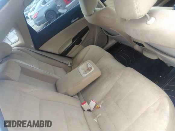 2010 Honda Crosstour EX z VIN 5J6TF1H39AL008642, wystawiony jako IAAI lot #41988333 z przebiegiem 204 423 mil mil oraz . Historia ofert i sprzedaży dostępna na DreamBid. Obrazek 8.