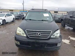 2005 Lexus GX 470 with VIN JTJBT20X150084634, listed as a IAAI auction lot 41461071 with 180,387 mi miles. Bid and sale history available at carsss.com. Image 12.