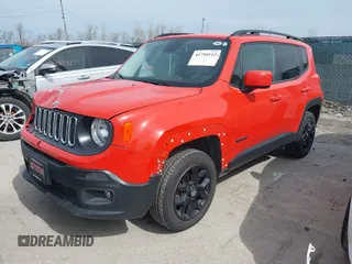 2017 Jeep Renegade Altitude z VIN ZACCJBBB5HPG34172, wystawiony jako IAAI lot #41790112 z przebiegiem 92 148 mil mil oraz . Historia ofert i sprzedaży dostępna na DreamBid. Obrazek 2.