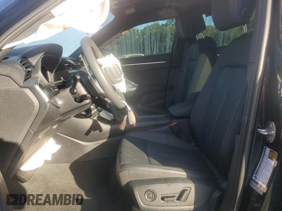 2024 Audi Q3 S line Premium z VIN WA1DECF32R1023321, wystawiony jako Copart lot #51187225 z przebiegiem 13 299 mil mil oraz Nie do naprawy. Historia ofert i sprzedaży dostępna na DreamBid. Obrazek 7.