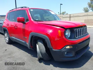 2018 Jeep Renegade Altitude z VIN ZACCJABB5JPJ54842, wystawiony jako IAAI lot #42400858 z przebiegiem 29 440 mil mil oraz . Historia ofert i sprzedaży dostępna na DreamBid. Obrazek 6.