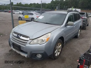 2014 Subaru Outback Limited with VIN 4S4BRBLC2E3253936, listed as a IAAI auction lot 42570106 with 210,225 mi miles and . Bid and sale history available at DreamBid. Image 17.