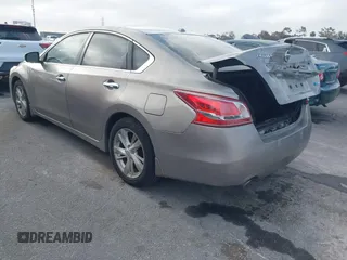 2013 Nissan Altima S with VIN 1N4AL3AP7DN457752, listed as a IAAI auction lot 42071638 with 114,922 mi miles and . Bid and sale history available at DreamBid. Image 3.