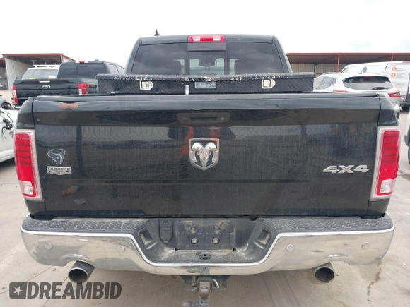 2016 Ram 1500 Laramie z VIN 1C6RR7NM7GS354329, wystawiony jako IAAI lot #41360188 z przebiegiem Nie podano mil oraz . Historia ofert i sprzedaży dostępna na DreamBid. Obrazek 17.