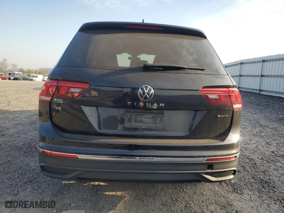 2022 Volkswagen Tiguan SE with VIN 3VV2B7AX9NM161654, listed as a Copart auction lot 48388295 with 51,585 mi miles and Salvage Title. Bid and sale history available at carsss.com. Image 6.