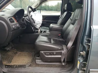 2011 Chevrolet Avalanche LT with VIN 3GNTKFE34BG369222, listed as a Copart auction lot 71200534 with 107,645 mi miles and Salvage Title. Bid and sale history available at DreamBid. Image 7.