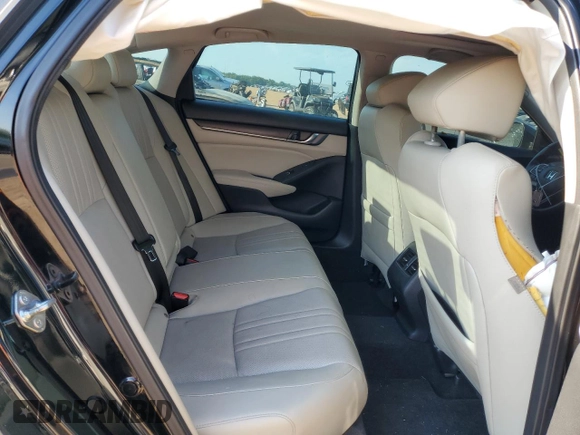 2018 Honda Accord Touring z VIN 1HGCV2F99JA016436, wystawiony jako Copart lot #53562445 z przebiegiem 137 626 mil mil oraz Szkoda całkowita • Salvage title. Historia ofert i sprzedaży dostępna na DreamBid. Obrazek 10.