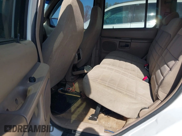 2000 Ford Explorer Eddie Bauer с VIN 1FMDU64E8YZC68666, выставлен на аукционе IAAI как лот 41907569 с пробегом 218 204 миль миль и . История ставок и продаж доступна на DreamBid. Изображение 8.