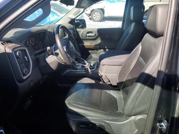 2021 Chevrolet Silverado 1500 RST with VIN 3GCUYEETXMG242080, listed as a Copart auction lot 49349025 with 19,013 mi miles and Salvage Title. Bid and sale history available at carsss.com. Image 7.