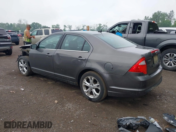 2012 Ford Fusion SE z VIN 3FAHP0HA2CR331457, wystawiony jako IAAI lot #42442796 z przebiegiem 134 903 mil mil oraz . Historia ofert i sprzedaży dostępna na DreamBid. Obrazek 3.