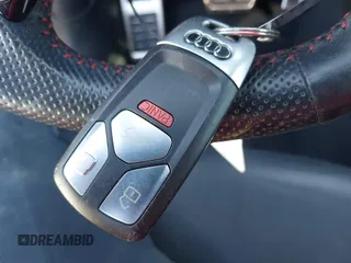 2018 Audi A4 Premium Plus с VIN WAUENAF48JA096542, выставлен на аукционе IAAI как лот 41860168 с пробегом 79 434 миль миль и . История ставок и продаж доступна на DreamBid. Изображение 11.