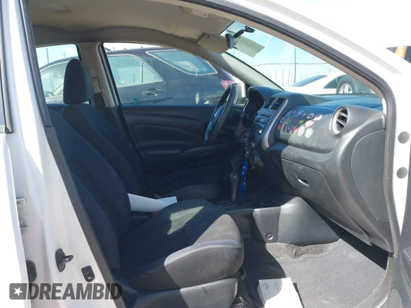 2012 Nissan Versa SL with VIN 3N1CN7AP9CL910324, listed as a IAAI auction lot 41718844 with 128,783 mi miles. Bid and sale history available at carsss.com. Image 5.