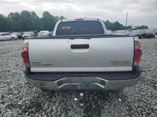2008 Toyota Tacoma PreRunner with VIN 3TMKU72N58M014077, listed as a Copart auction lot 58668535 with 280,238 mi miles and Salvage title. Bid and sale history available at DreamBid. Image 6.